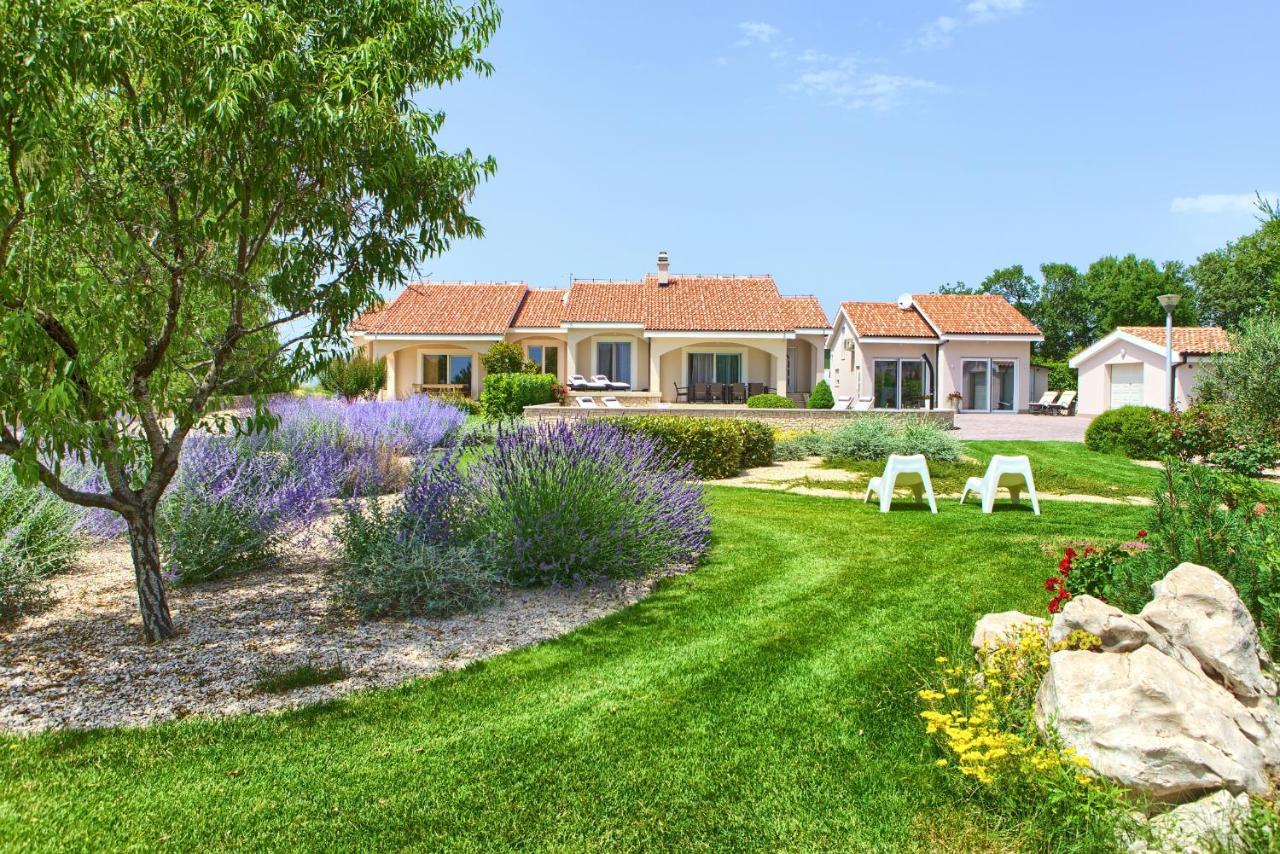 Villa Gardena Vrh  Экстерьер фото